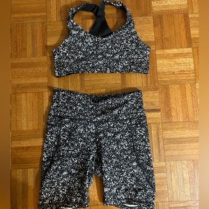 Old Navy Black and White Speckled Activewear Set Size L